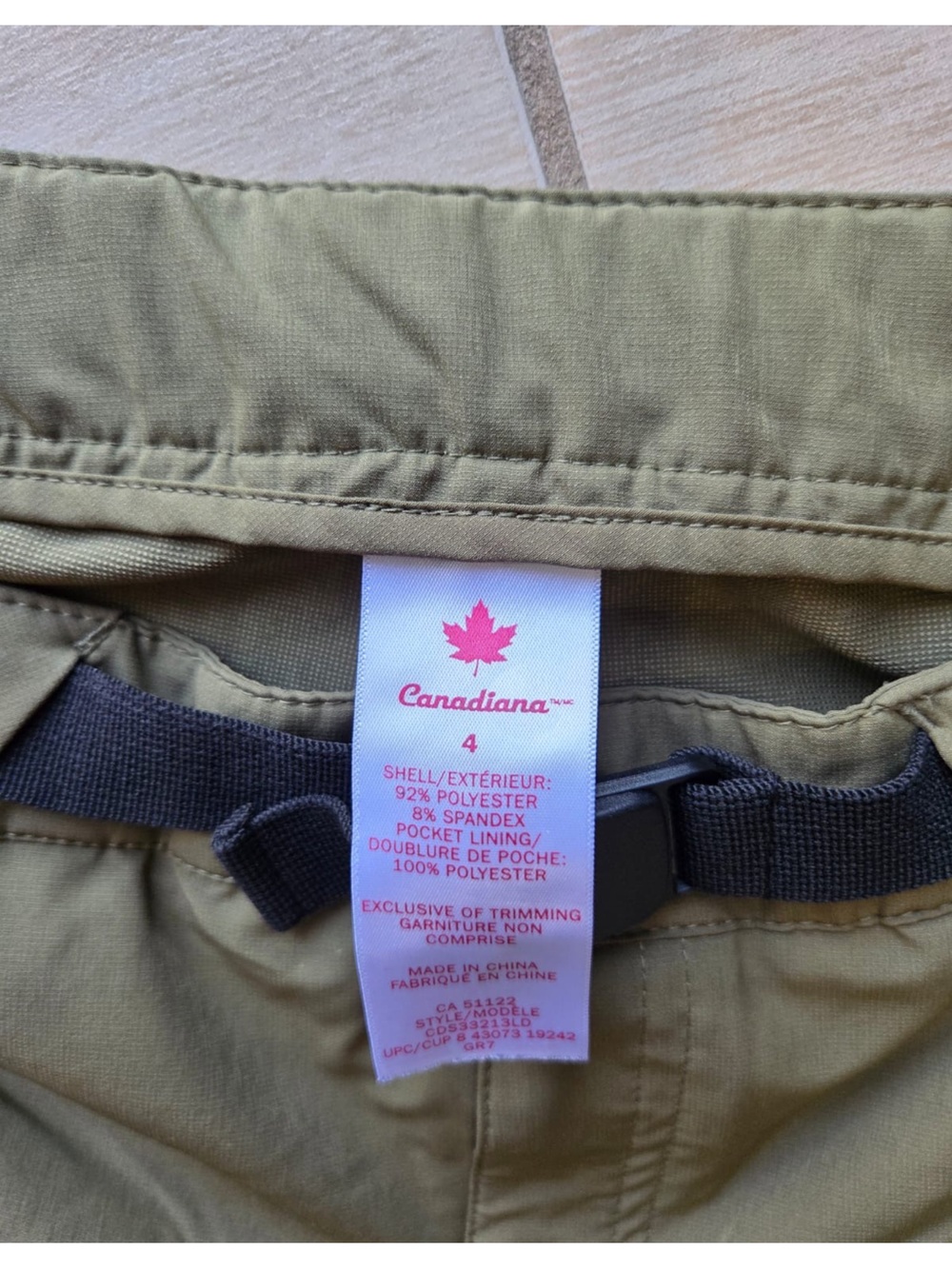 Canadiana Women's Olive Green Stretch Shorts - Size 4